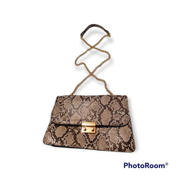 BCBG Snakeskin Chain Purse - Picture 5 of 14